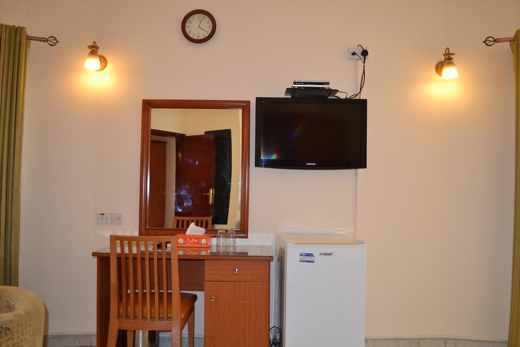 Tara Hotel Llc Dubai Phòng bức ảnh