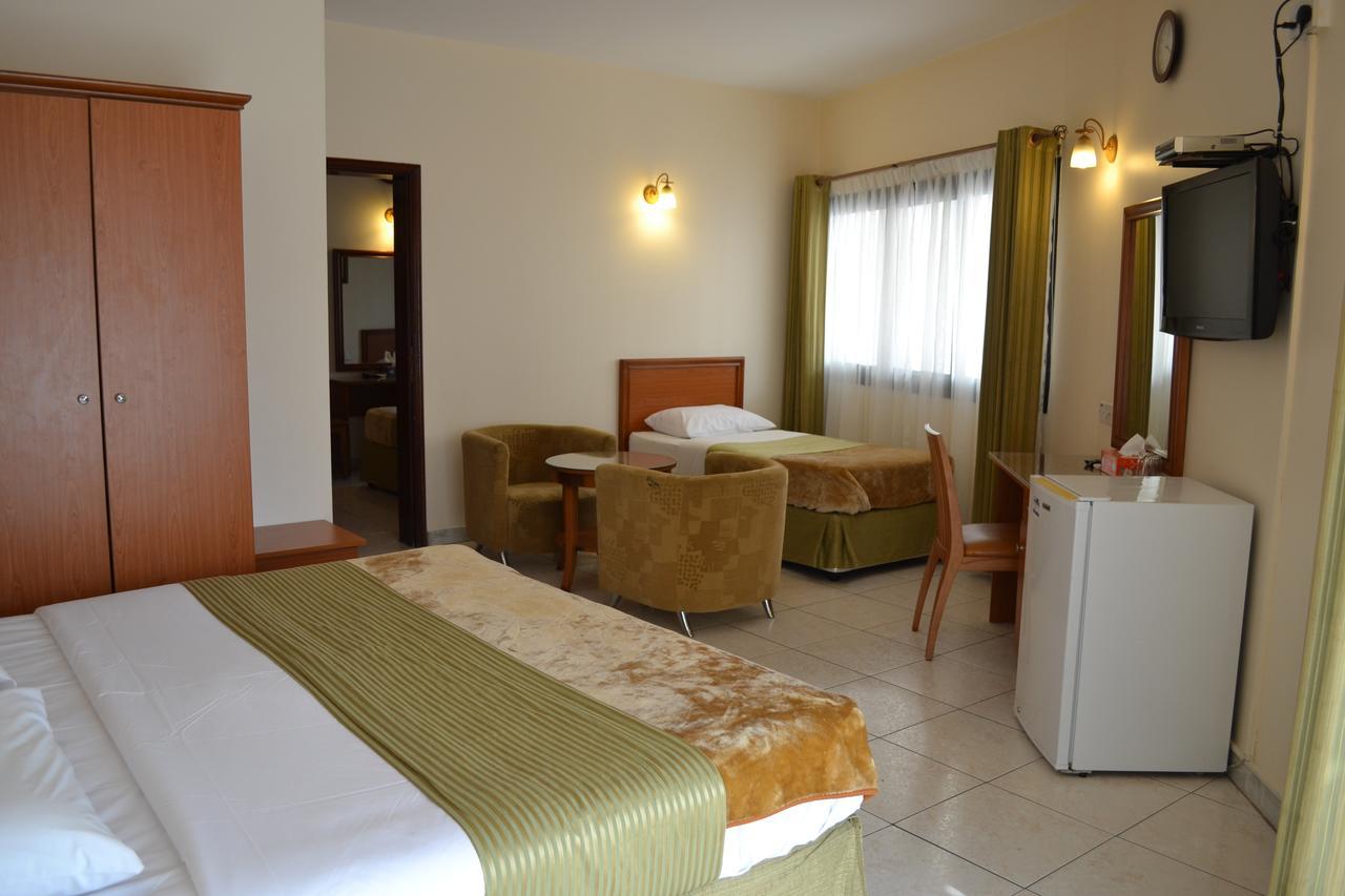 Tara Hotel Llc Dubai Phòng bức ảnh